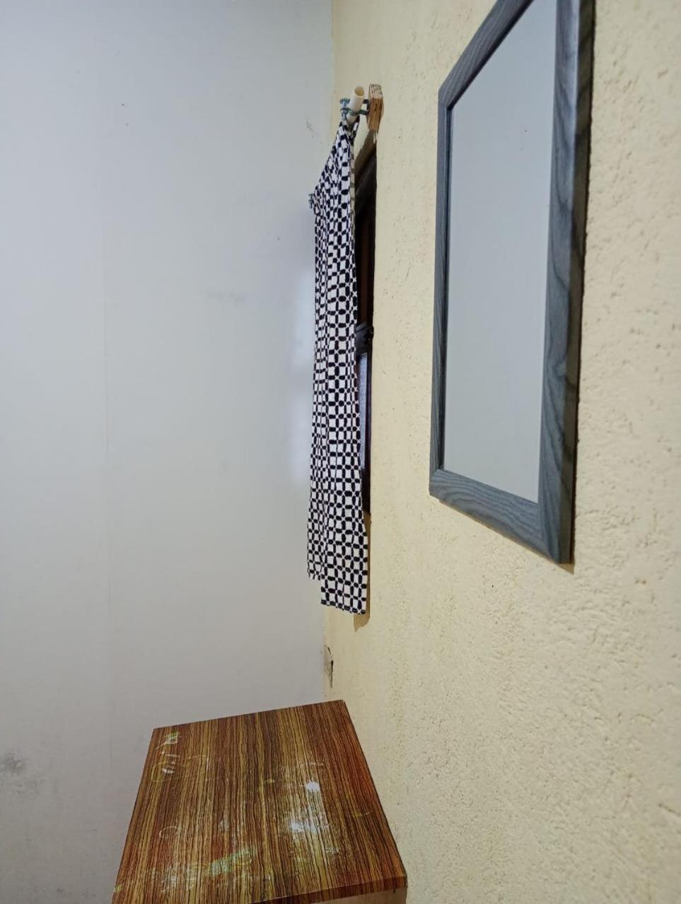 Hospedaje Basico El Jaguar Hotel Antigua Luaran gambar